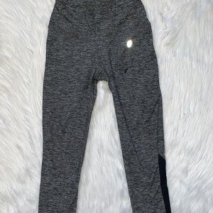 Capri Leggings by GGblue